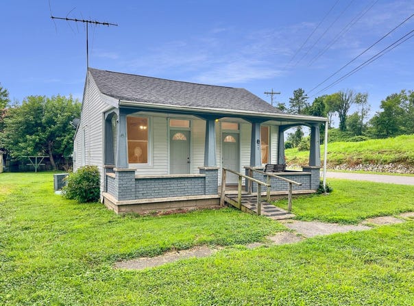 6915 5th Street, Vevay, IN 47020-9613