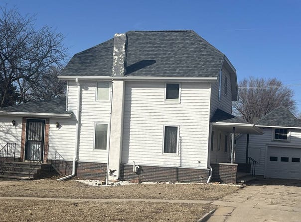 400 Cedar Street, Elgin, NE 68636