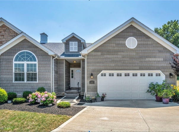 207 Schooner Court, Vermilion, OH 44089