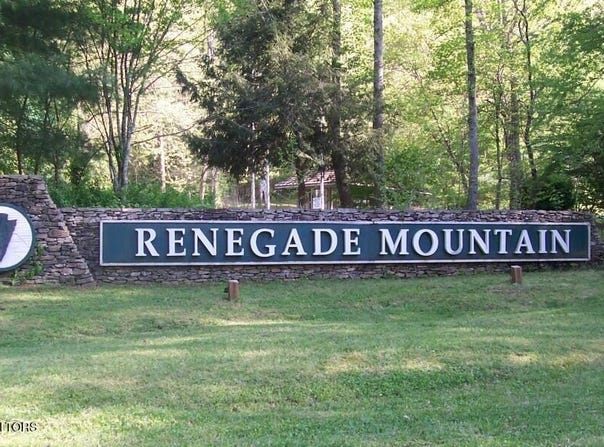 Mountain Laurel Drive, Crab Orchard, TN 37723