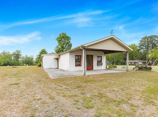 23218 Main Street, Capron, VA 23829