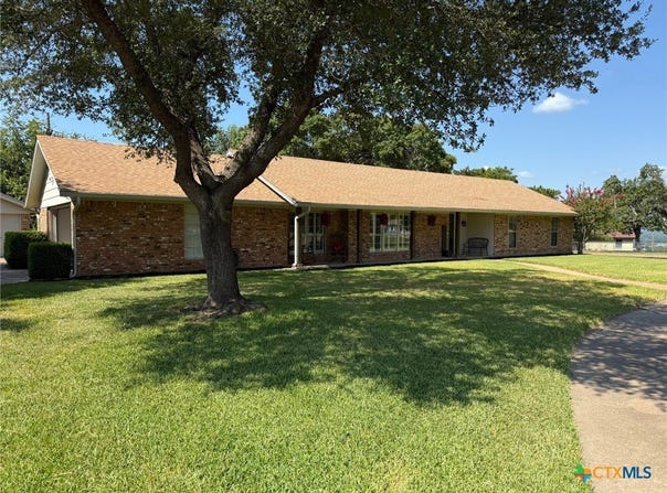 304 Rocky Road, Gatesville, TX 76528