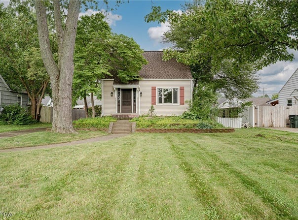 1244 Miles Avenue SW, Canton, OH 44710