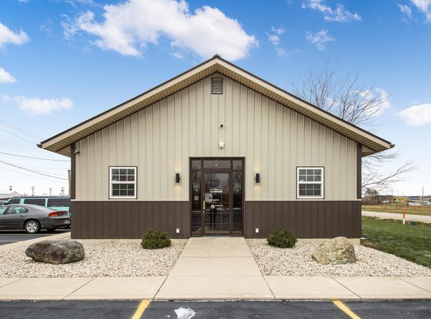 395 Symmes Center Drive, Winchester, IN 47394