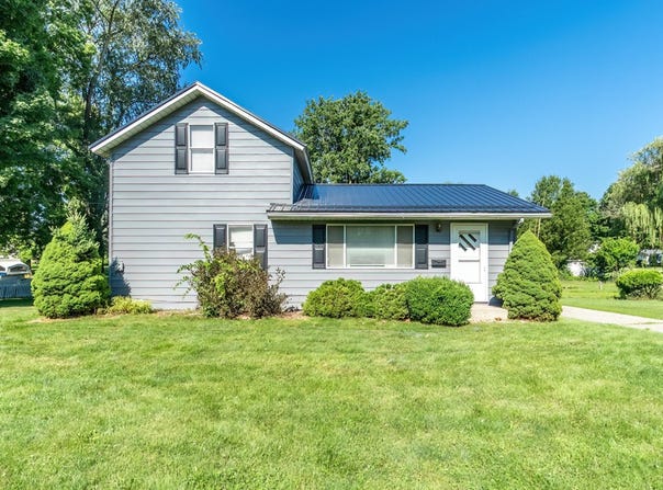 221 N Maple Street, Lagrange, IN 46761