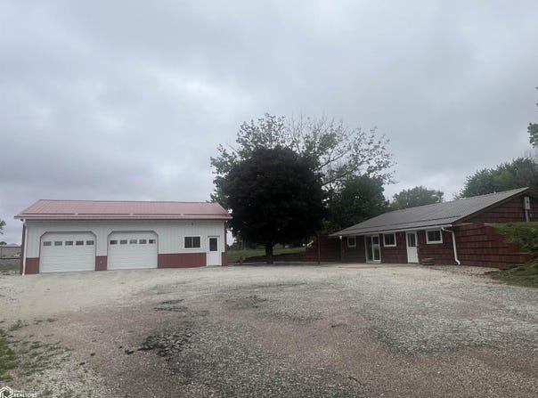 502 K Road, Livermore, IA 50558