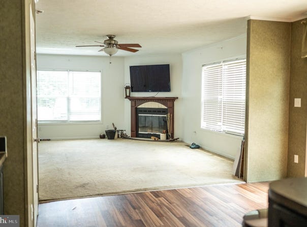 32257 INDIANTOWN ROAD, LOCUST GROVE, VA 22508