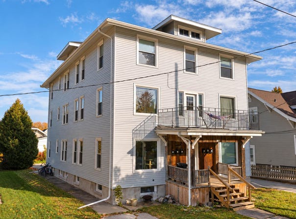 1115 S 15TH Street, MANITOWOC, WI 54220-5058