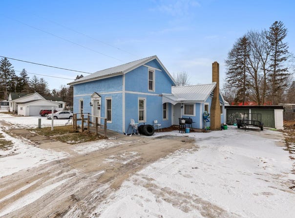 121 First Street, Lakeview, MI 48850