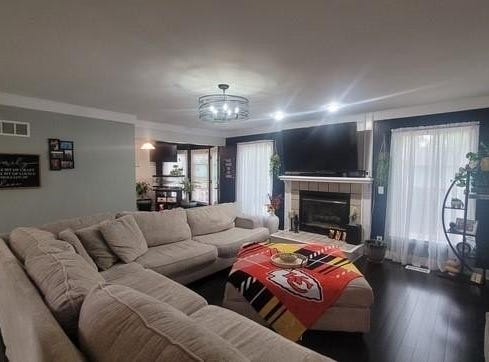 709 N Sunset Street, Olathe, KS 66061