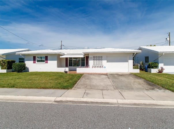10139 44TH WAY N, PINELLAS PARK, FL 33782