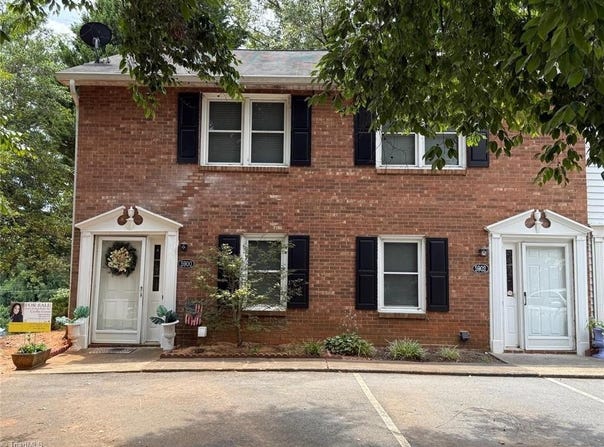 5900 King Charles Court, Clemmons, NC 27012