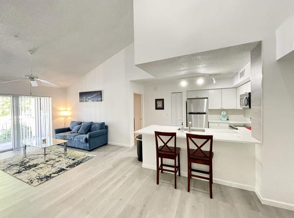 7832 Sonoma Springs Circle, Lake Worth, FL 33463