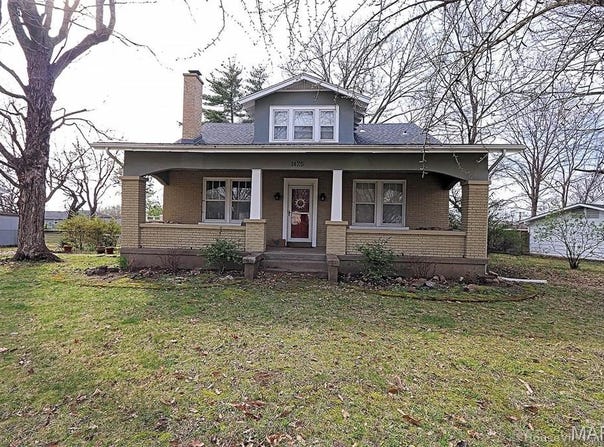 1425 PERRYVILLE, Cape Girardeau, MO 63701