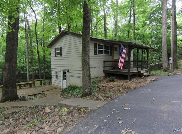 250 Lake Cedar Road, Burfordville, MO 63739