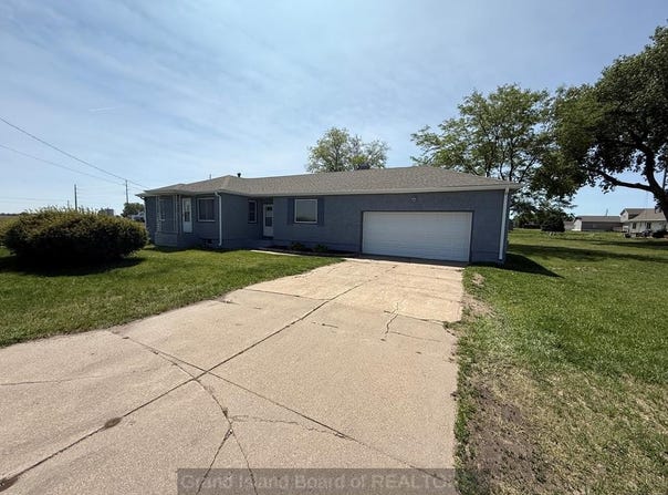 1821 E Capital Avenue, Grand Island, NE 68801