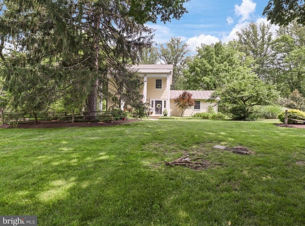 8301 CRESTRIDGE RD, FAIRFAX STATION, VA 22039