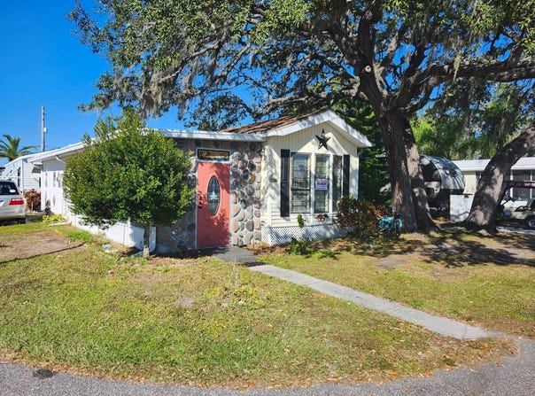 10824 Fern Creek Rd, Riverview, FL 33569