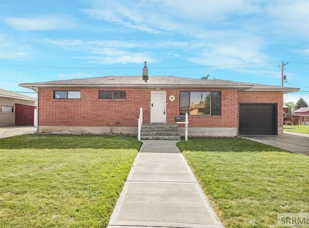 566 Holley Street, Shelley, ID 83274