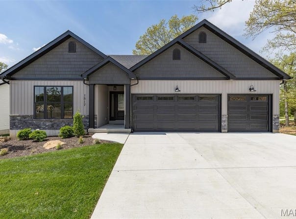 1517 Louisiana Drive, Herculaneum, MO 63048