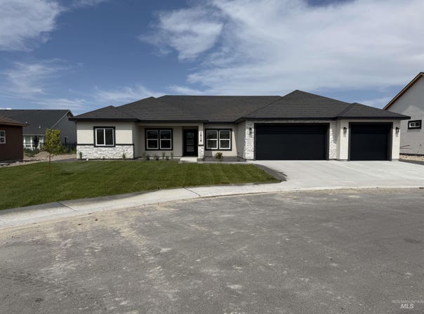 1516 Tule Dr., Twin Falls, ID 83301