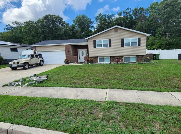8 MANGO COURT, SICKLERVILLE, NJ 08081