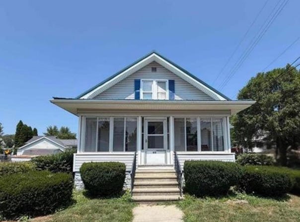 314 W Winona Avenue, Warsaw, IN 46580-4356