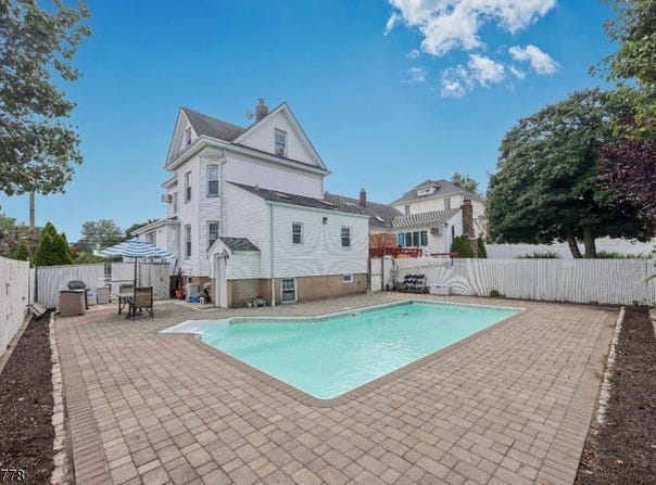 551 Union Ave, Wood-Ridge Boro, NJ 07075-2331
