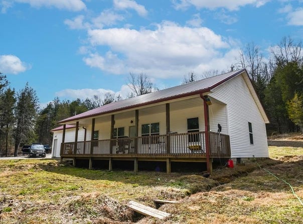8942 Quicks Run Road, Vanceburg, KY 41179
