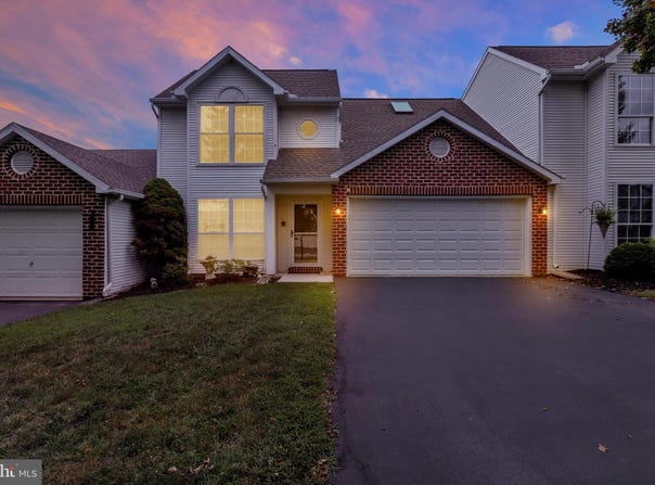 35 GREENFIELD DRIVE, CARLISLE, PA 17015