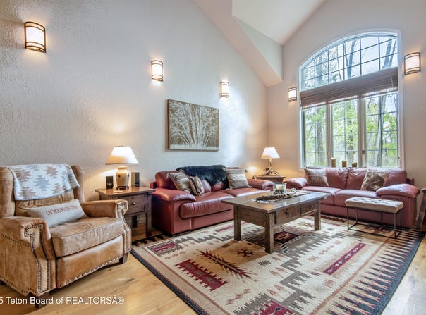 125 COBBLE CREEK Lane, Driggs, ID 83422