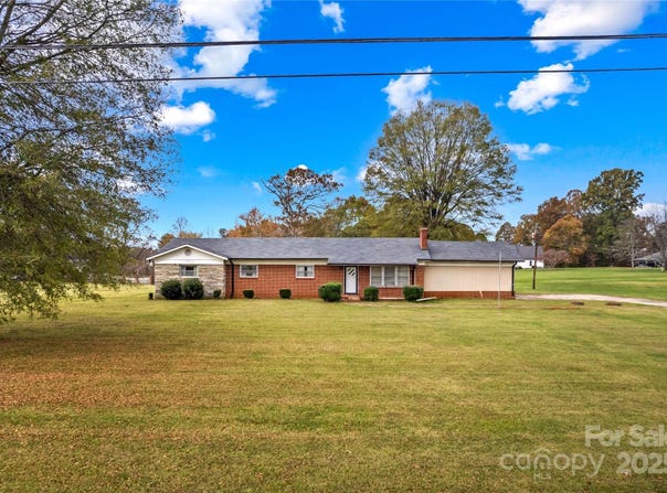 4501 Taylorsville Highway, Statesville, NC 28625