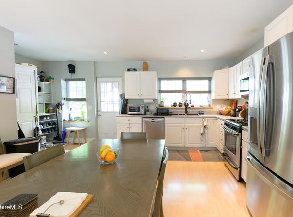 25 Taft St, North Adams, MA 01247