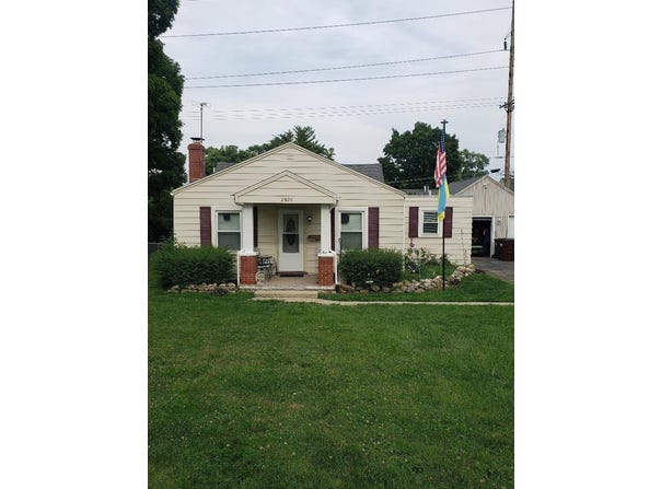 2820 Winton Drive, Kettering, OH 45419