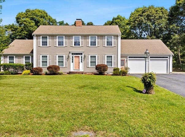 46 Winsome Road, South Yarmouth, MA 02664