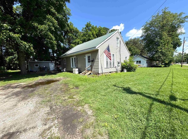 731 S Thornton Avenue, Piggott, AR 72454