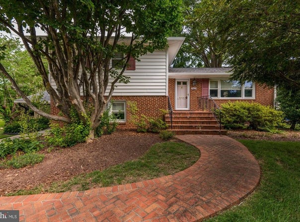 7107 TYNDALE ST, MCLEAN, VA 22101