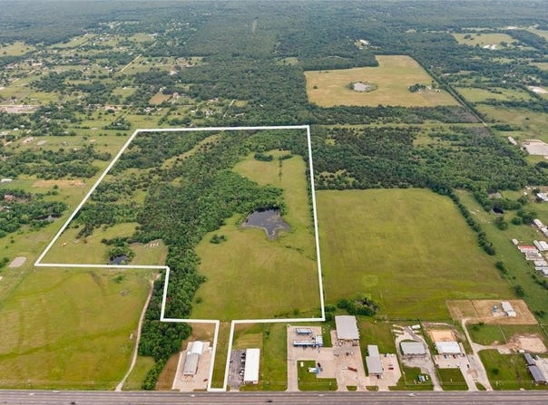 775 W East Quinlan Parkway Street, Quinlan, TX 75474