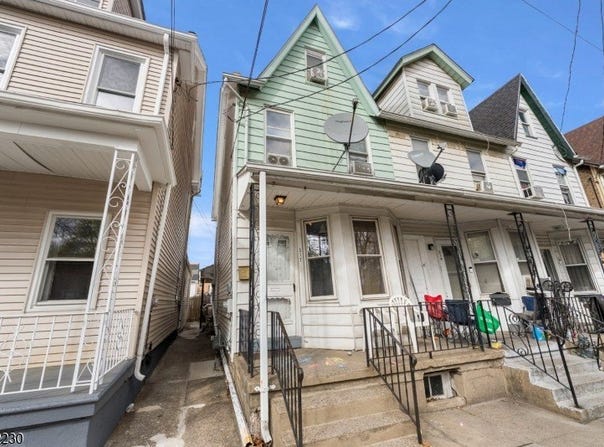 317 Mercer St, Phillipsburg Town, NJ 08865-3112