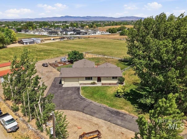 368 W King Rd, Kuna, ID 83634-1710