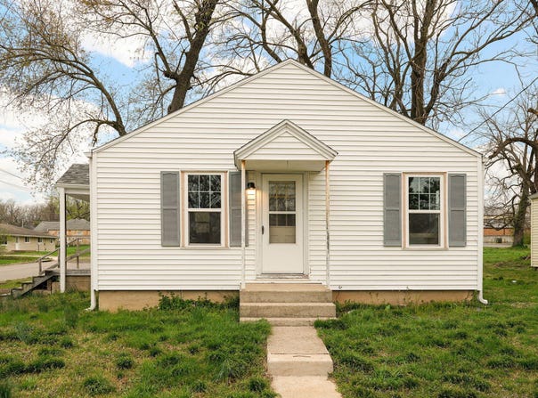 595 Chestnut Street, Lebanon, MO 65536