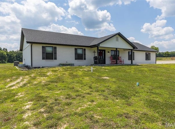 2566 Watson Rd., Farmington, MO 63601