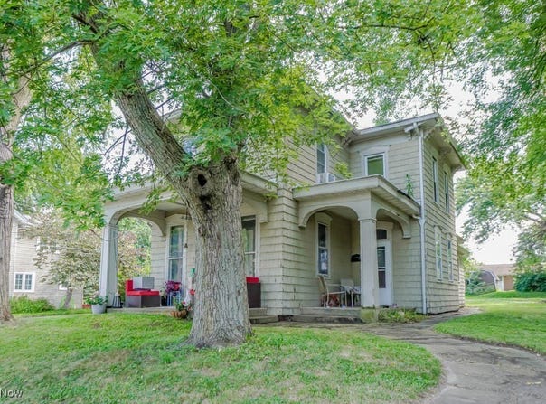 412 N Mill Street, Louisville, OH 44641