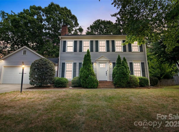6119 Carmel Station Avenue, Charlotte, NC 28226