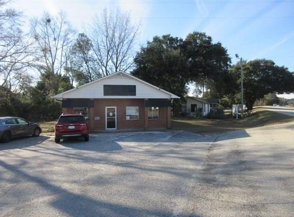 1787 Peach Orchard Road, Sumter, SC 29154