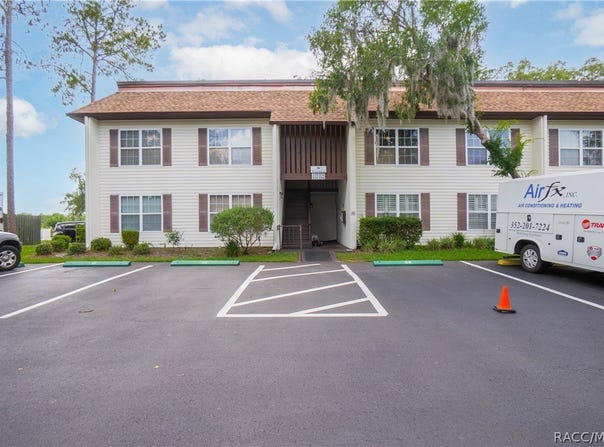 2400 Forest Drive, Inverness, FL 34453