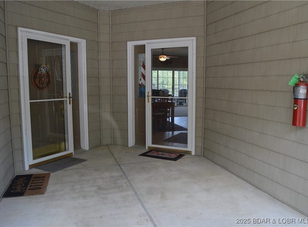 68 Lighthouse Road, Lake Ozark, MO 65049