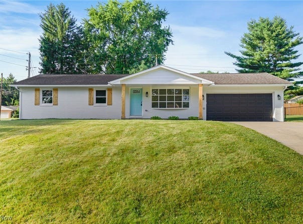 3157 Sheila Street NW, Massillon, OH 44646