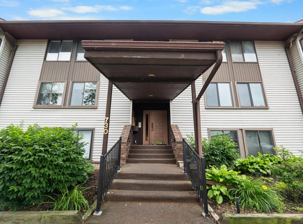 730 Cliffs Drive, Ypsilanti, MI 48198