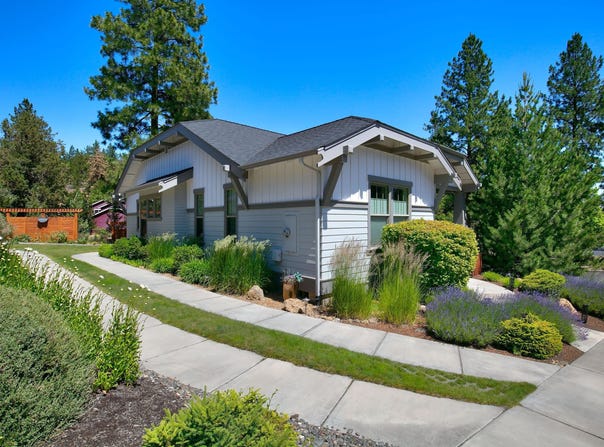 2304 NW BENS Court, Bend, OR 97703